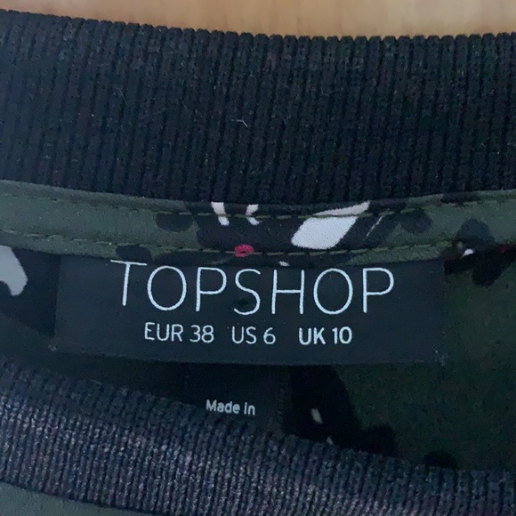 Thin chiffon 3/4 sleeve top - Picture 2 of 3